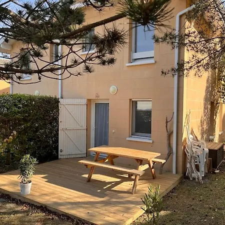 Holiday home Petite Maison Au Verdon Sur Mer Le Verdon-sur-Mer
